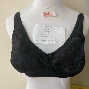 Black Hook and Eye Closure